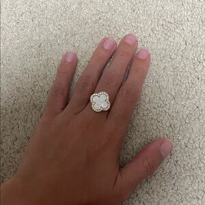 Elegant Gold and White Clover Ring